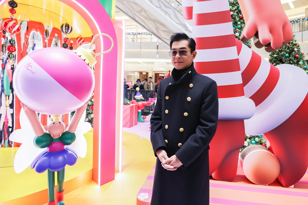 1古天乐助阵圣诞点灯活动